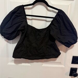 Chic Black Puff Sleeve Crop Top